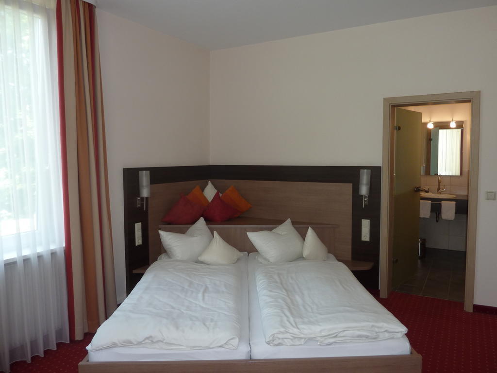 Hotel Gasthof Koenig Karl Freudenstadt Room photo