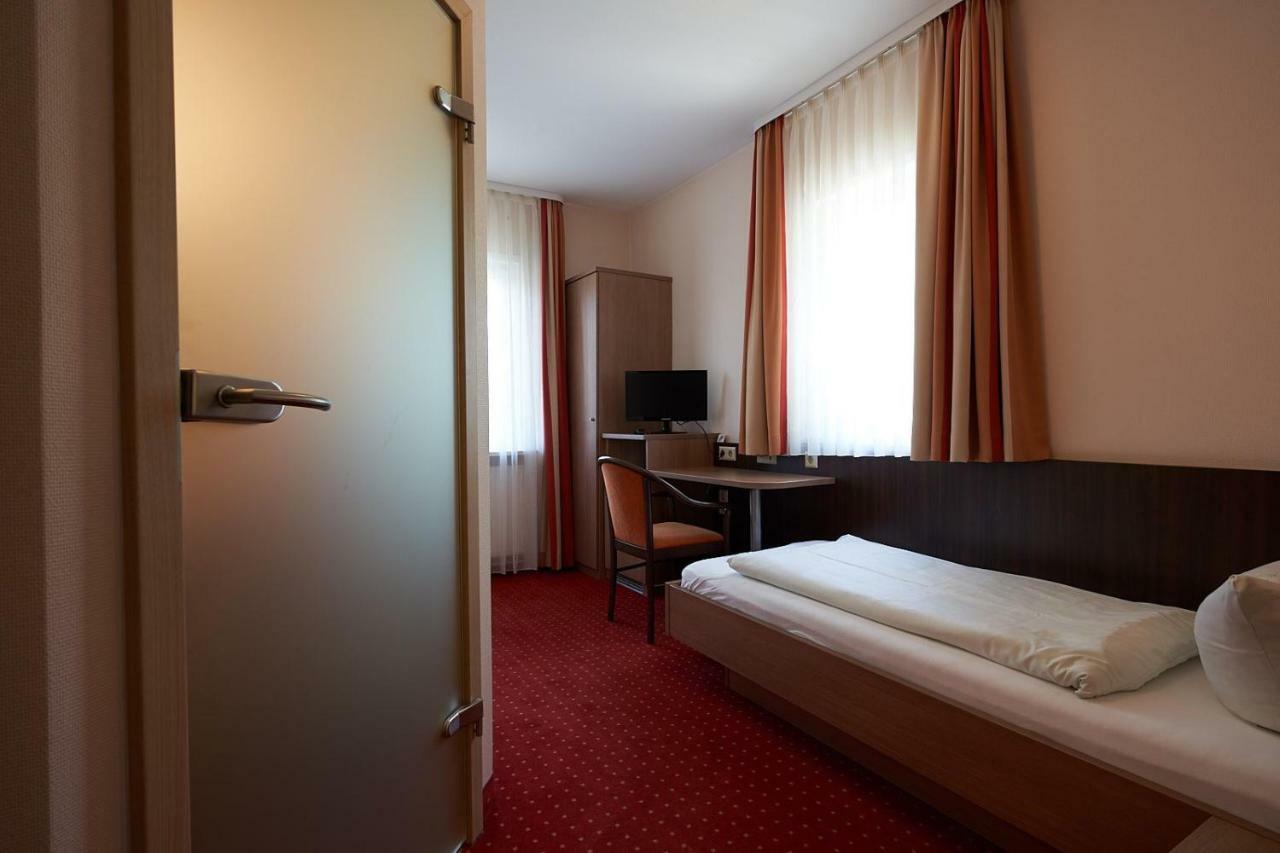 Hotel Gasthof Koenig Karl Freudenstadt Exterior photo